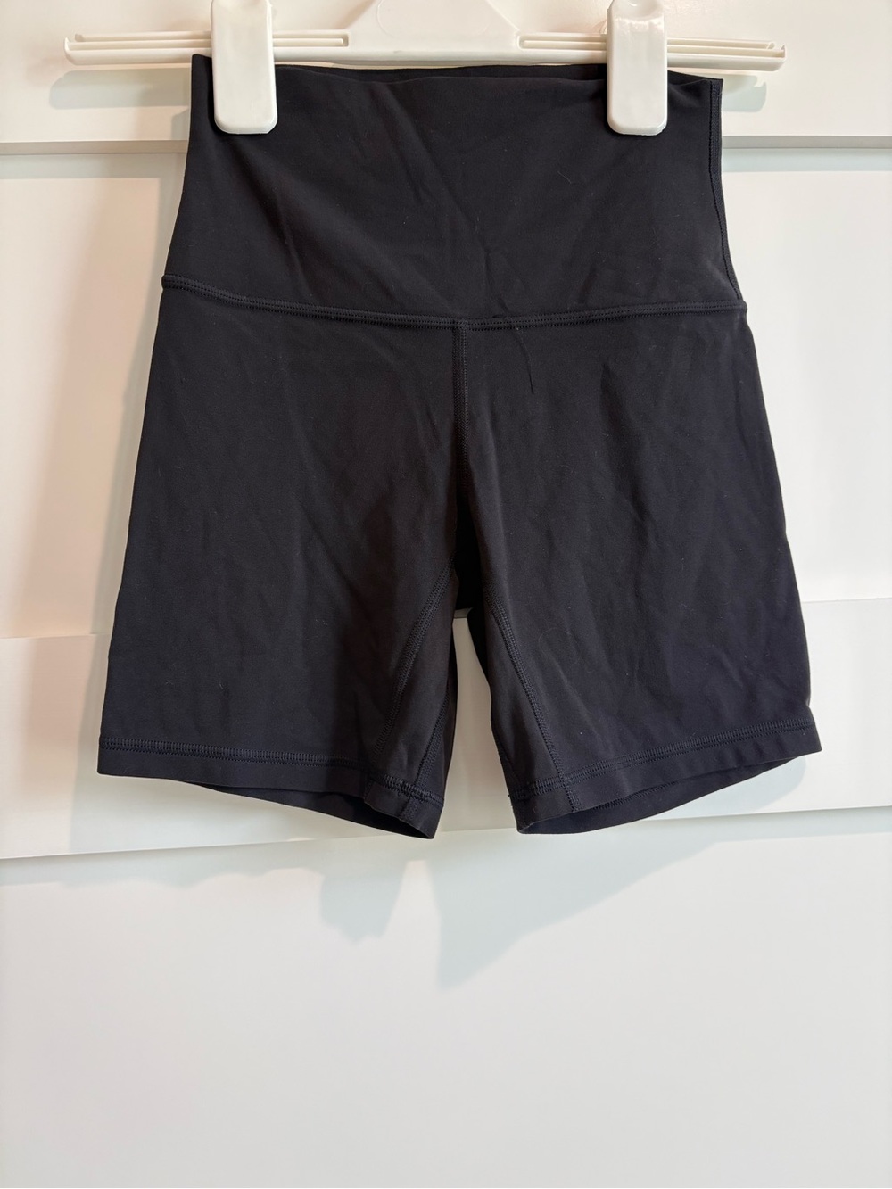 Lululemon High Rise Align Short - Picture 3 of 3